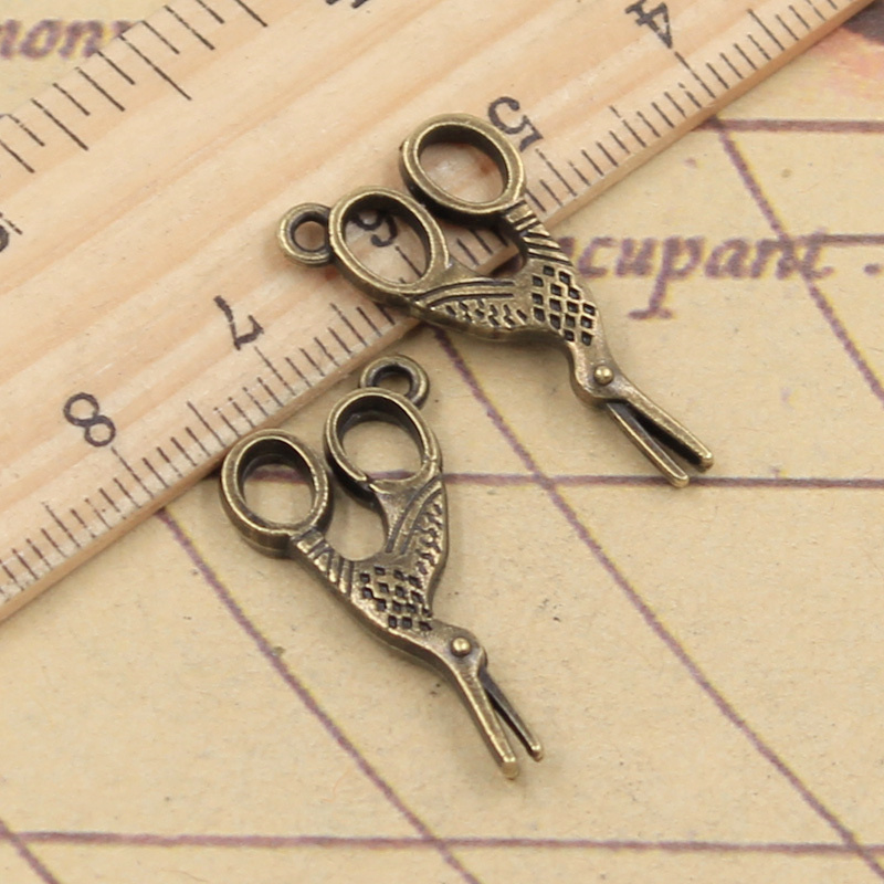 매력 바느질 가위 28x15mm 골동품 청동 실버 컬러 - Vintage Fashion Finds 리뷰 및 가격